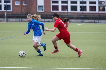Bild 102 - wCJ Eimsbuettler TV - Holstein Kiel : Ergebnis: 0:1
